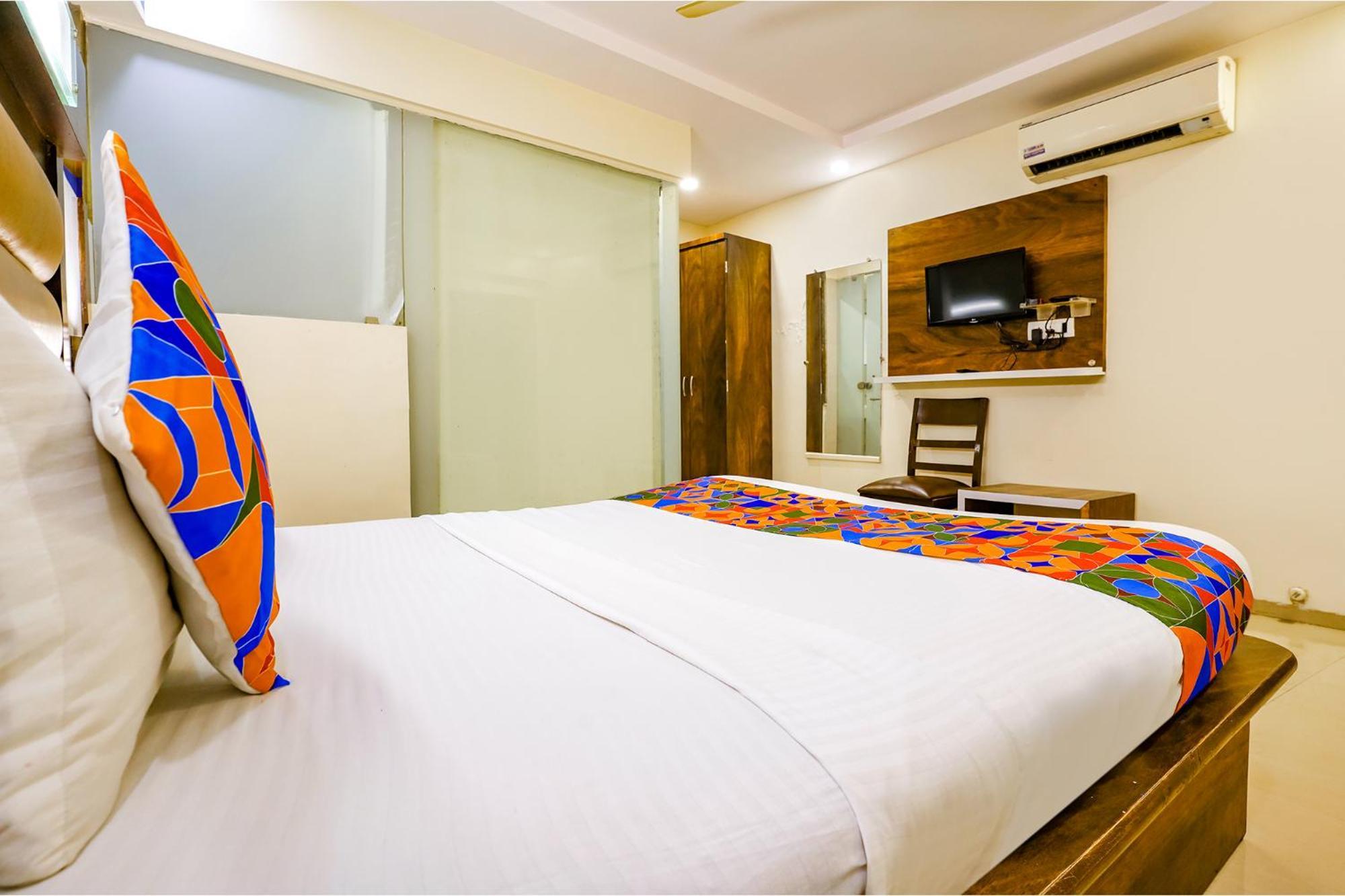 Hotel Naivedhya By Kwality Inn Thane Exterior foto