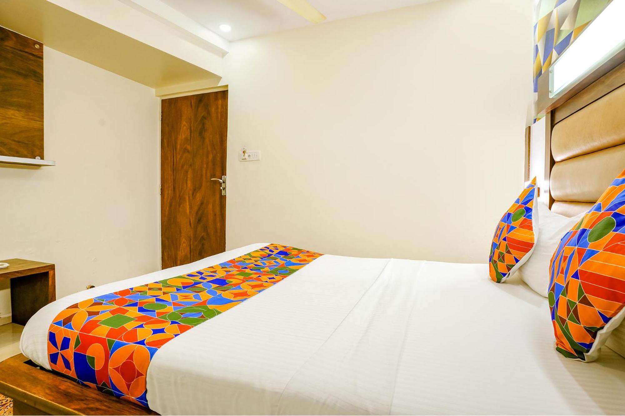 Hotel Naivedhya By Kwality Inn Thane Exterior foto